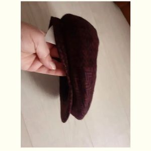 CAP HAT Newsboy S Small Black Red NEW